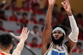 KAIYUN体育平台手机端-关于CBA常规赛窗口期走向成谜；金州勇士止住颓势；话题不断；身体对抗强度拉满的信息