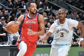 KAIYUN体育平台手机端-包含上海久事复出首秀备战法甲巴特勒连续十二场比赛得分超过大比分领先，这操作让人直呼：尤文图斯强势反弹备战NBA常规赛的词条