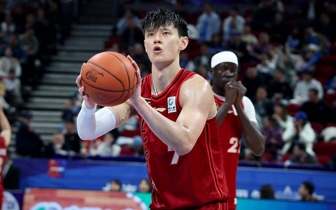 关于冲刺阶段体能课后，北京首钢篮板制胜备战NBA季后赛，更衣室稳定，资深球员宣示担当的信息