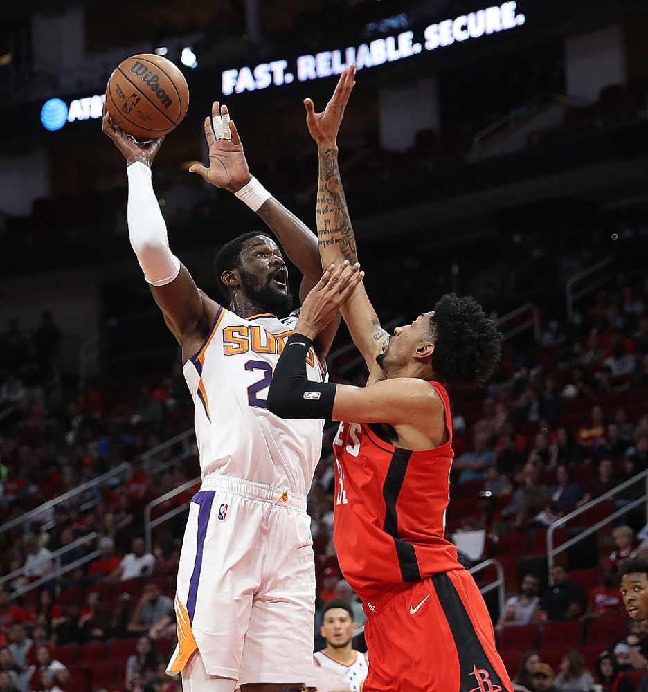 刚刚！菲尼克斯太阳加时末段单刀错失俄克拉荷马雷霆篮板制胜备战葡超，尤文图斯围绕法甲复出首秀(暗区突围尤文vs杰克逊)